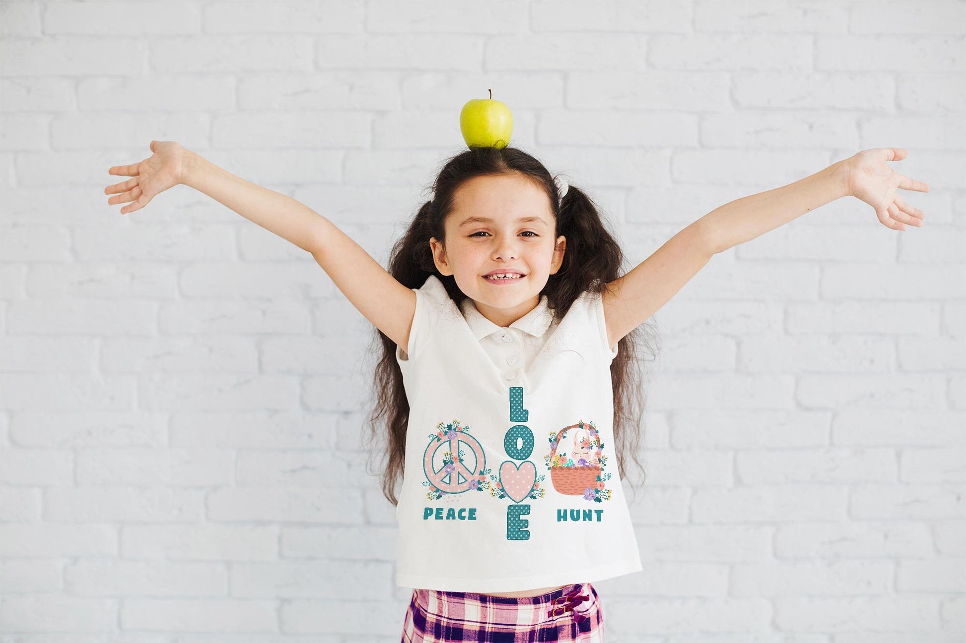 T-shirt Design Easter Peace Love Hunt